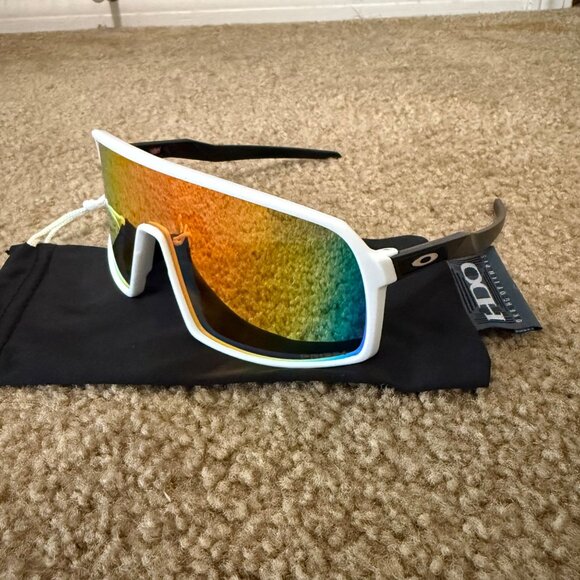 ✨NEW✨ ( OO9406 ) Oakley Sutro PRIZM POLARIZED Black-White Matte Frame - Picture 8 of 9